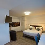 - Bordeaux - 3*