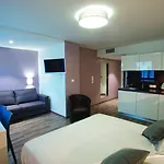 - Bordeaux - 3*