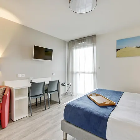 - Bordeaux - Pessac