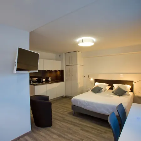 - Bordeaux - 3*