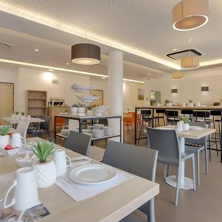 - Bordeaux - Apartmanhotel