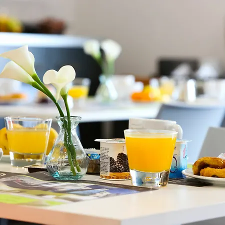 Apartahotel Bordeaux 3*