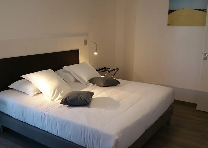 - Bordeaux - Lägenhetshotell 3*