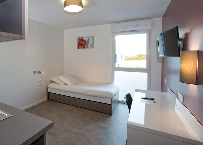 - Bordeaux - Lägenhetshotell Pessac