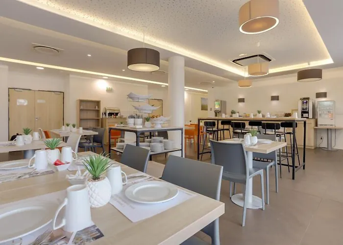 - Bordeaux - Apart Otel